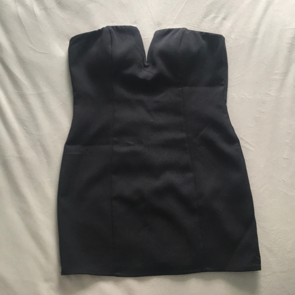 black strapless dress